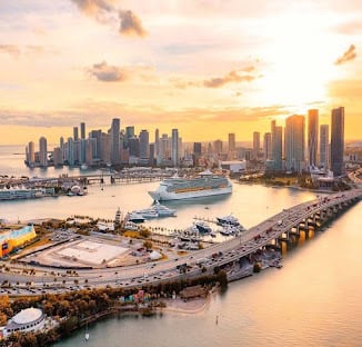 Moving to Miami: The Complete Relocation Guide
